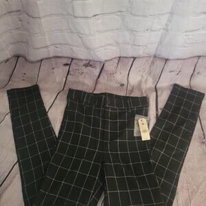 Garage Womens Size M Skinny Pants Black Windowpane Academia Stretch NWT